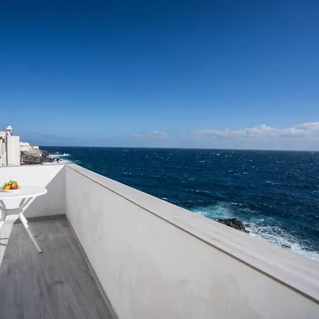 Casa Marlene Luxury Seafront * Güimar