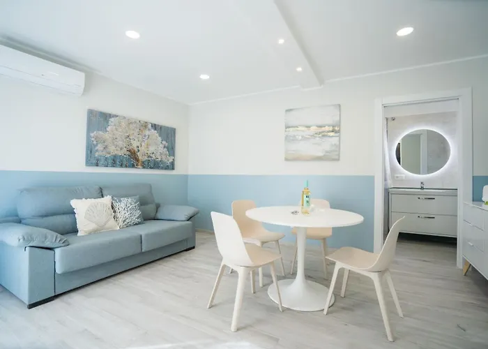 Casa Marlene Luxury Seafront 公寓 *