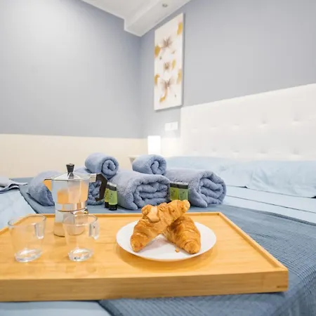 Casa Marlene Luxury Seafront דירה *