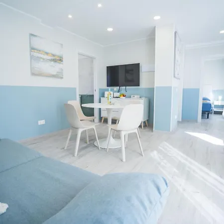 Casa Marlene Luxury Seafront *