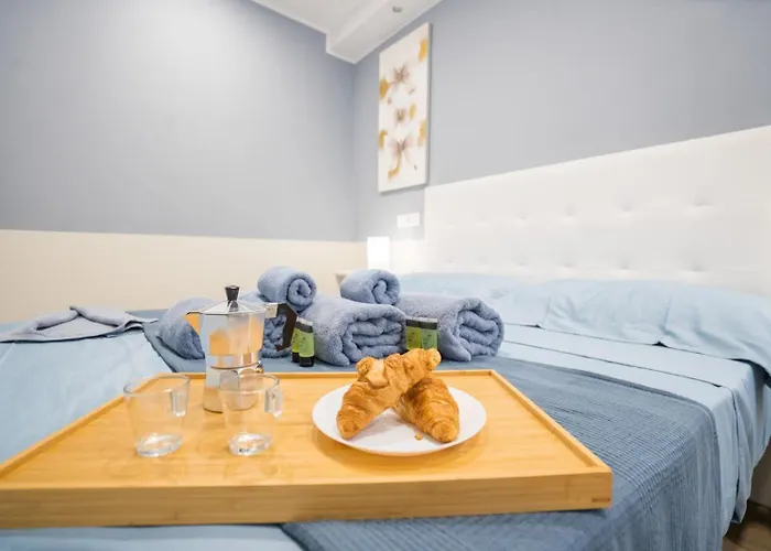 Casa Marlene Luxury Seafront 아파트 *